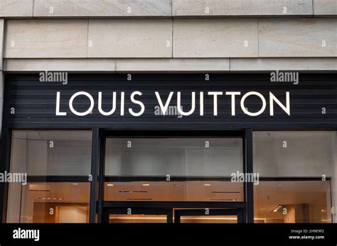 Louis Vuitton shops edinburgh